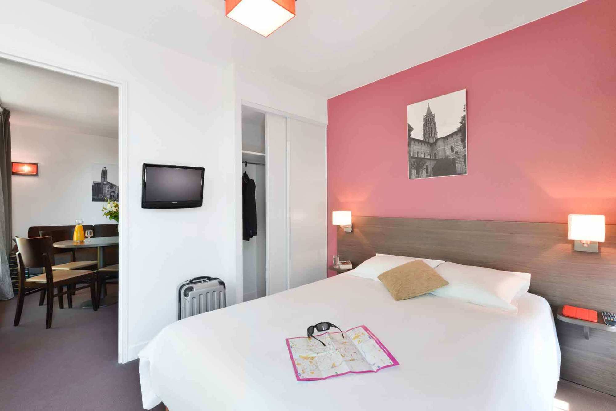 Adagio Access St Cyprien 3* Toulouse